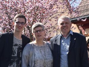 Ihre Gastgeberfamilie: Lukas, Jutta und Ottokar Feulner