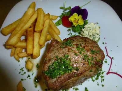 Rumpsteak mit Pommes Frites