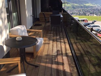 Balkon mit Aussicht nach Schladming