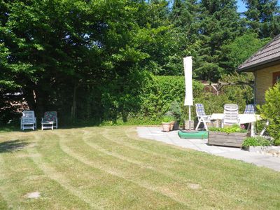 Garten mit Terrasse