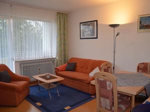 3794190-Ferienwohnung-4--300x225-1