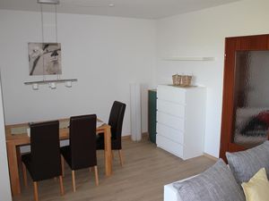 18701149-Ferienwohnung-2--300x225-5