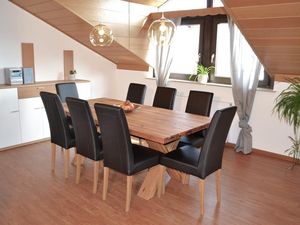 18925884-Ferienwohnung-6--300x225-1