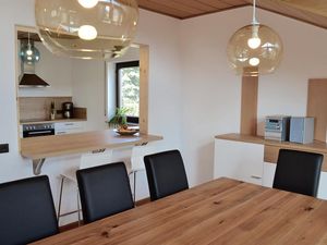 18925884-Ferienwohnung-6--300x225-3