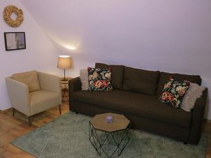 Ferienwohnung Auszeit - Wohnzimmer (2)