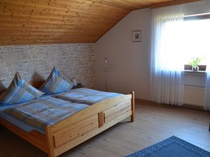 3794162-Ferienwohnung-5--300x225-5