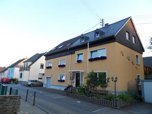 18081576-Ferienwohnung-5--300x225-0