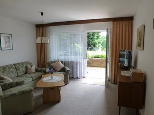 18156509-Ferienwohnung-2--300x225-1