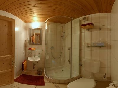 Badezimmer 2