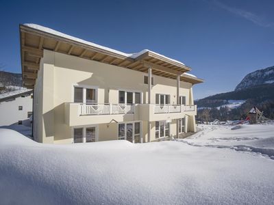 Appartementhaus Wanishof Thiersee Winteransicht