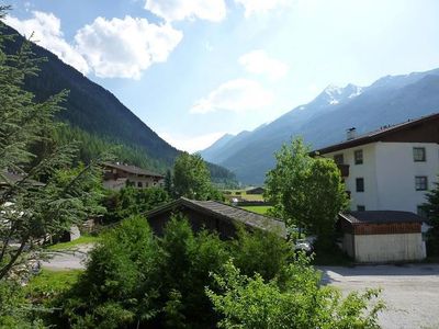 Bellis Neustift - Ausblick Richtung Gletscher