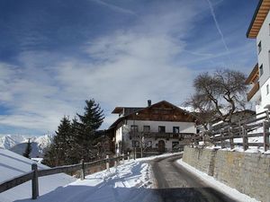 Hausansicht - view of house 2012