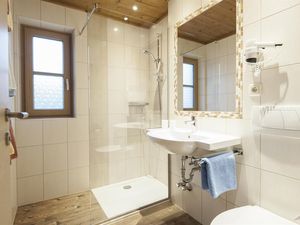 23533184-Ferienwohnung-7--300x225-5