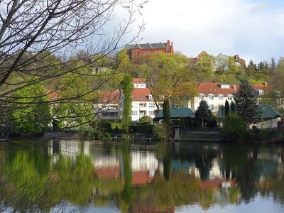 Umgebg: Blick von Saale auf Klemmberg &amp; Bergschule