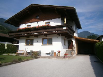 Haus mit Carport