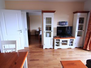 22193317-Ferienwohnung-2--300x225-5