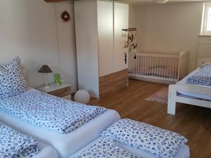 21680433-Ferienwohnung-6--300x225-1