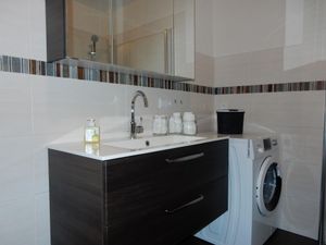 21680433-Ferienwohnung-6--300x225-5