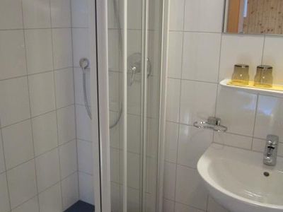 Badezimmer für Zimmer 2