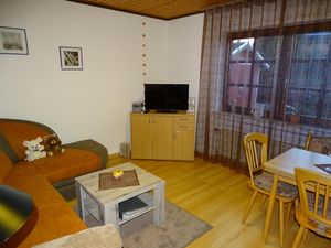 16342376-Ferienwohnung-2--300x225-1