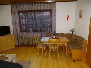 16342376-Ferienwohnung-2--300x225-4