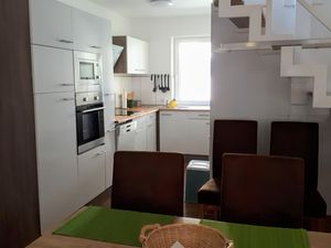 22379169-Ferienwohnung-10--300x225-3