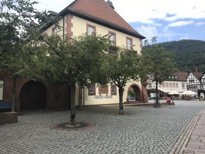 Annnweiler am Trifels Marktplatz