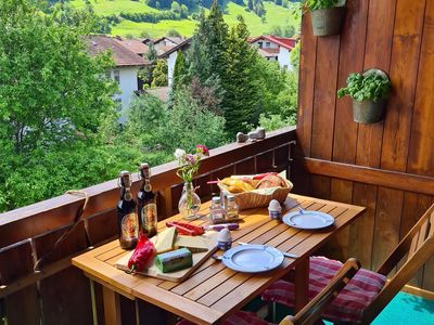 Südbalkon mit Blich auf den Mittag