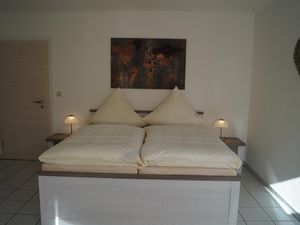 22511339-Ferienwohnung-4--300x225-4