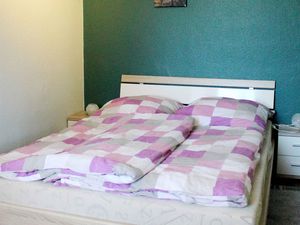 22594783-Ferienwohnung-4--300x225-3