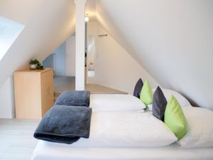 22606281-Ferienwohnung-3--300x225-5