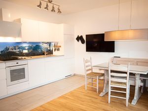 22764589-Ferienwohnung-6--300x225-5