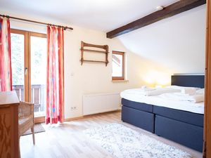 23536798-Ferienwohnung-10--300x225-4