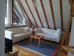 3808226-Ferienwohnung-4--300x225-3