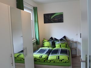 FW Avci Schlafzimmer mit Doppelbett