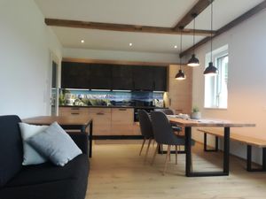 23129427-Ferienwohnung-6--300x225-5