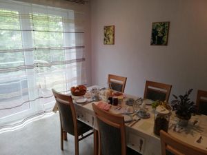 22511805-Ferienwohnung-4--300x225-4