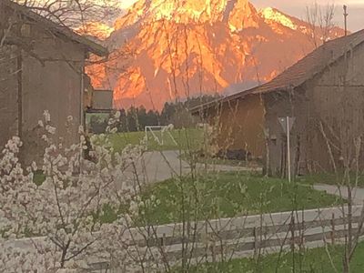 Gästehaus Walter - Balkonblick Säuling Sommer FeWo