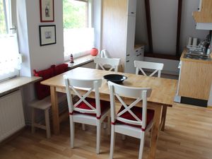 23279846-Ferienwohnung-8--300x225-5