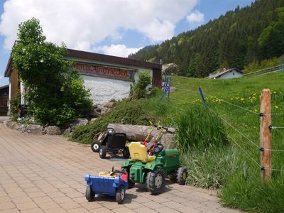 Fahrzeuge für die kleinen Bauern