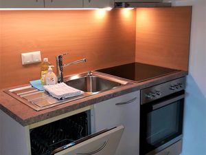 Küche komfort mit Geschirrspüler Backrohr