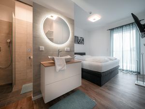 23143919-Ferienwohnung-6--300x225-1