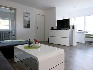 23328173-Ferienwohnung-4--300x225-2