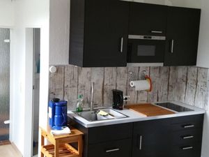 23328533-Ferienwohnung-2--300x225-5