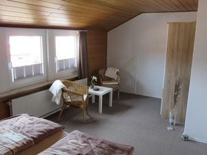 18926679-Ferienwohnung-4--300x225-4