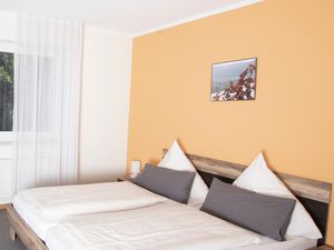 22295985-Ferienwohnung-4--300x225-3