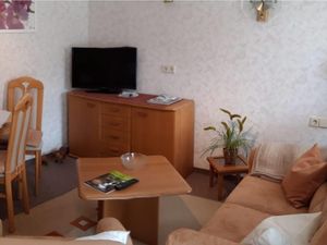 23358228-Ferienwohnung-2--300x225-1