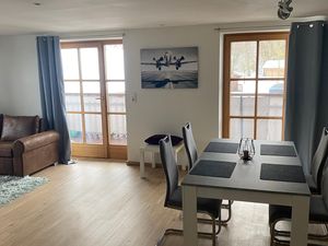 23355547-Ferienwohnung-4--300x225-1