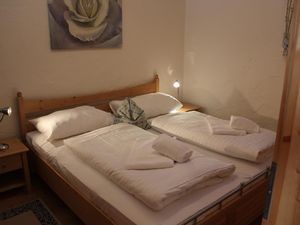 23360512-Ferienwohnung-4--300x225-4