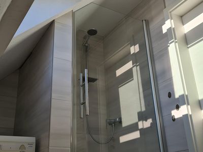 Badezimmer neue Duschkabine 1